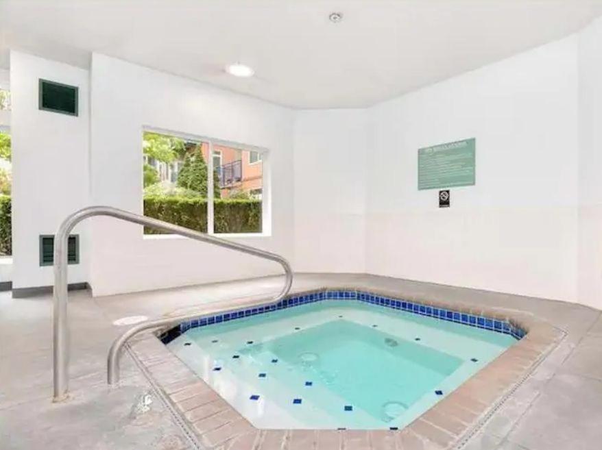 Penthouse Suite Downtown, Top Floor 4 Beds, 2Baths Σιάτλ Εξωτερικό φωτογραφία